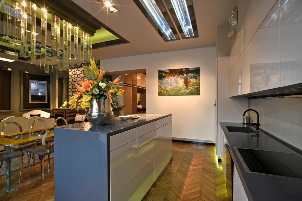 ブダペストLuxuryflat Near Centre On118 Sqm, 3Br,2Bth,8Bed,Acアパートメント エクステリア 写真