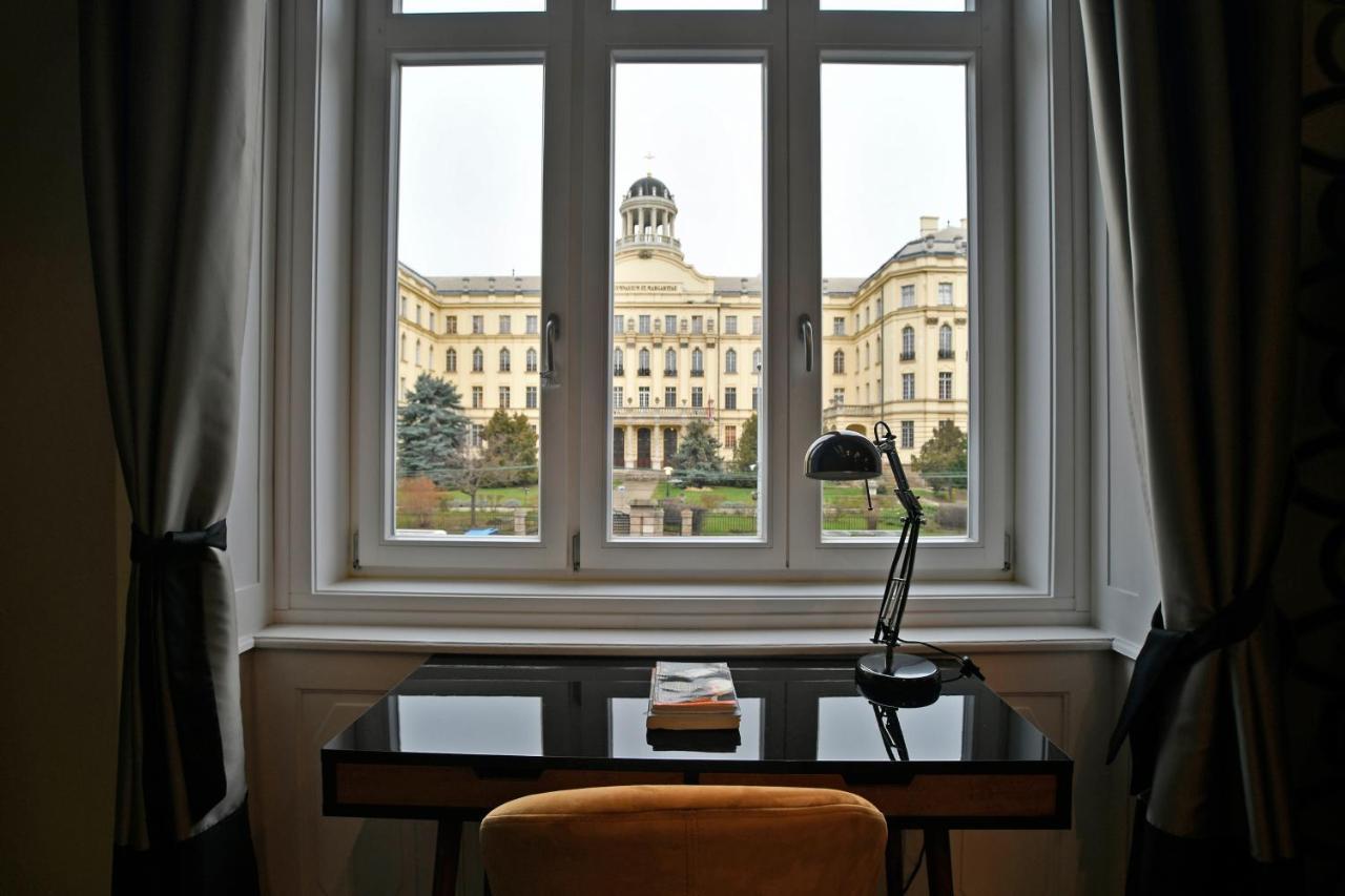 ブダペストLuxuryflat Near Centre On118 Sqm, 3Br,2Bth,8Bed,Acアパートメント エクステリア 写真
