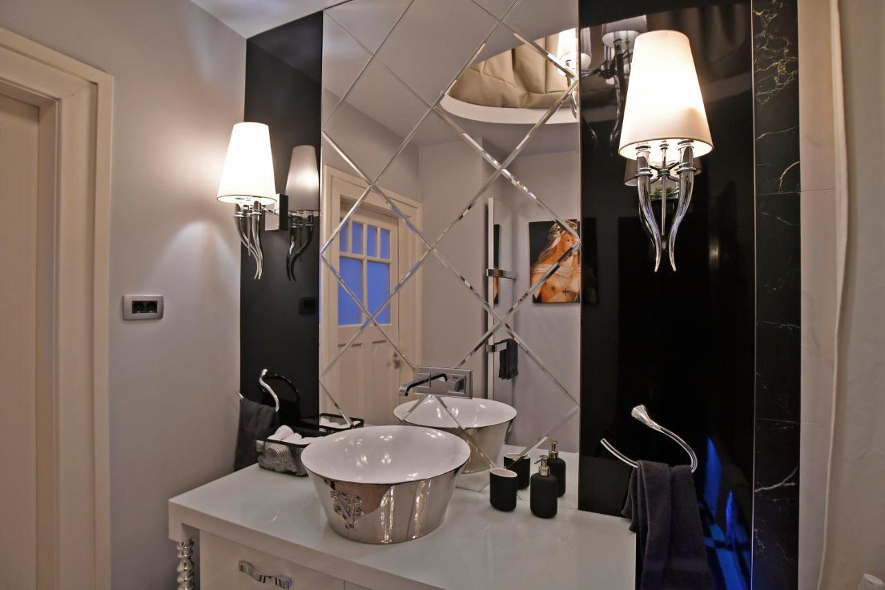 ブダペストLuxuryflat Near Centre On118 Sqm, 3Br,2Bth,8Bed,Acアパートメント エクステリア 写真