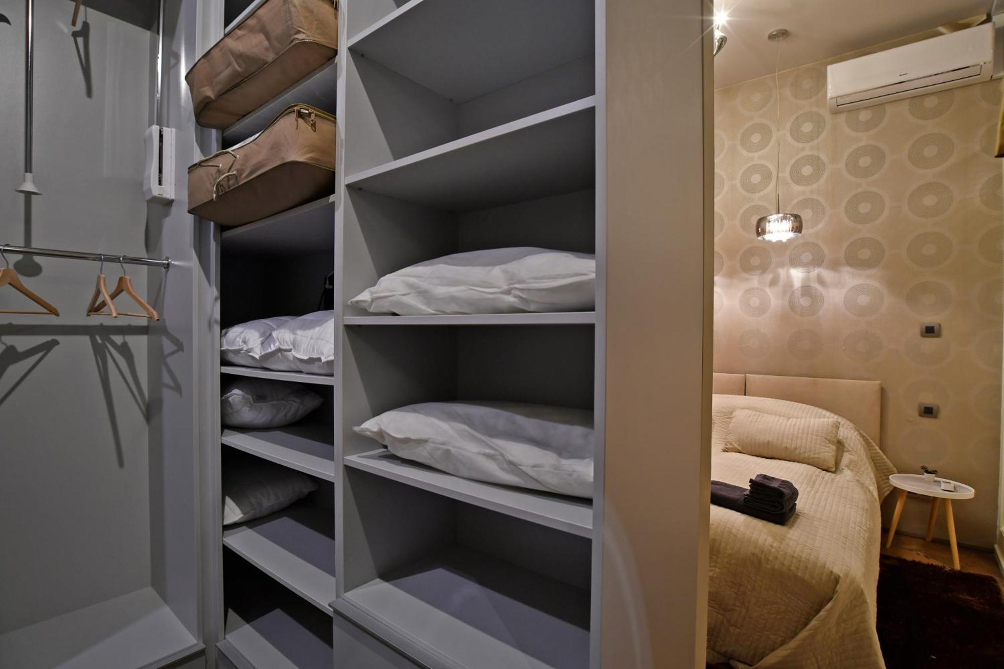 ブダペストLuxuryflat Near Centre On118 Sqm, 3Br,2Bth,8Bed,Acアパートメント エクステリア 写真