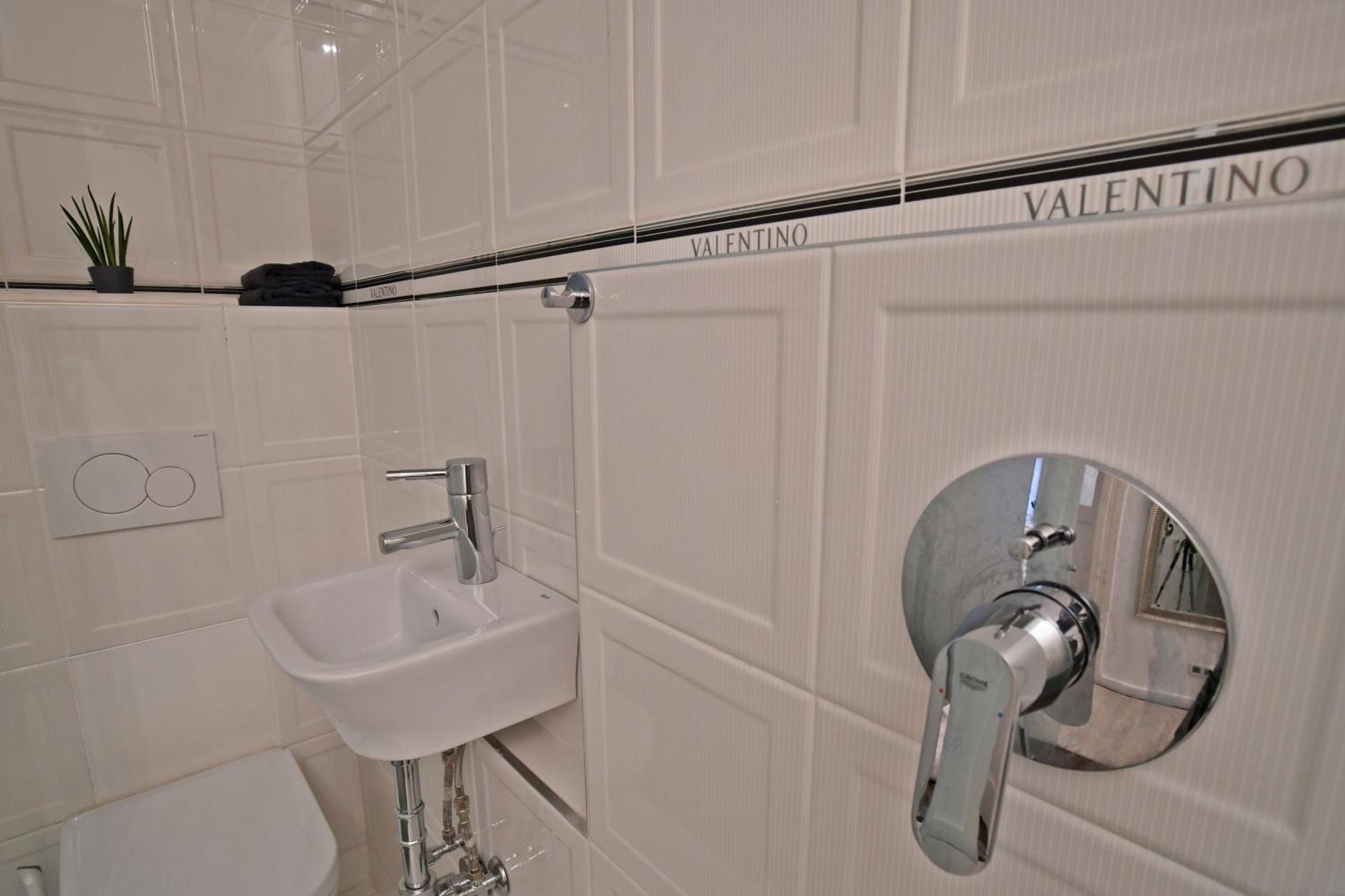 ブダペストLuxuryflat Near Centre On118 Sqm, 3Br,2Bth,8Bed,Acアパートメント エクステリア 写真